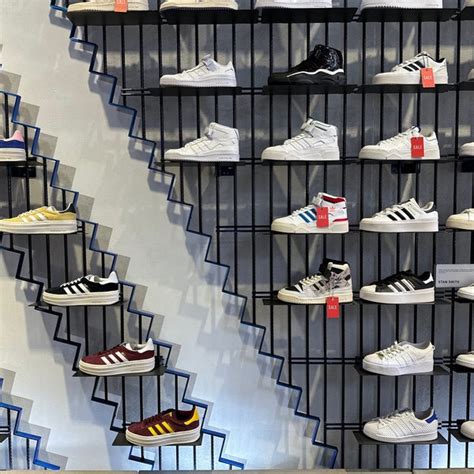 Adidas spring street ny